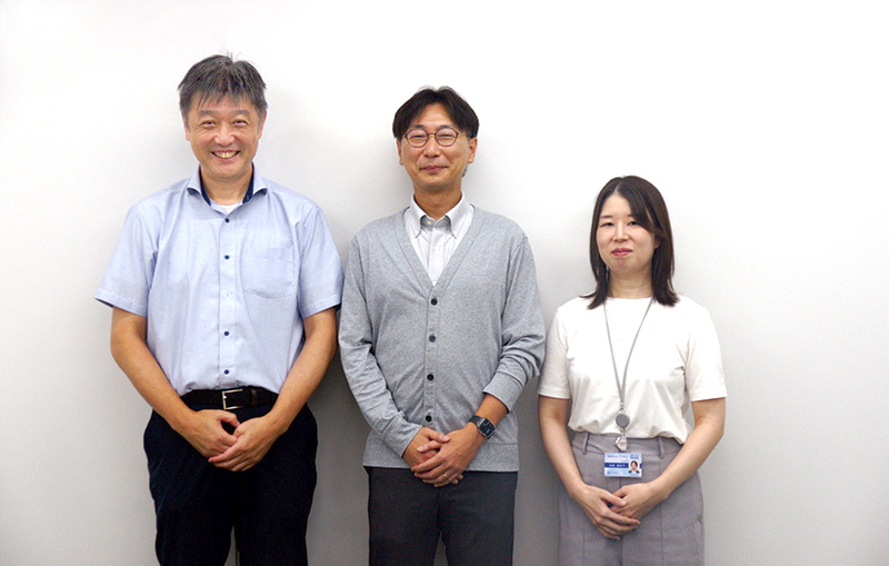 王子ビジネスセンター株式会社 小野氏、伊東氏、朝倉氏