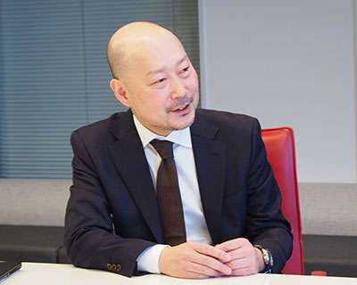 高野 公人 氏